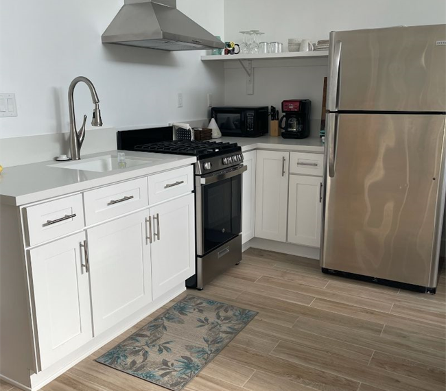 City Retreat- Private Studio- Tranquil Living! - Photo 4