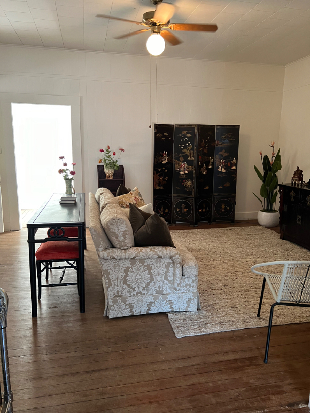 605 2 bedroom with W/D