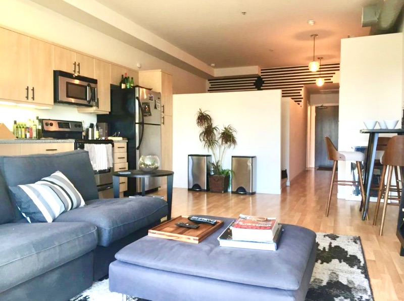 Large Unit with Astonishing View, WD/AC/Parking - Photo 2