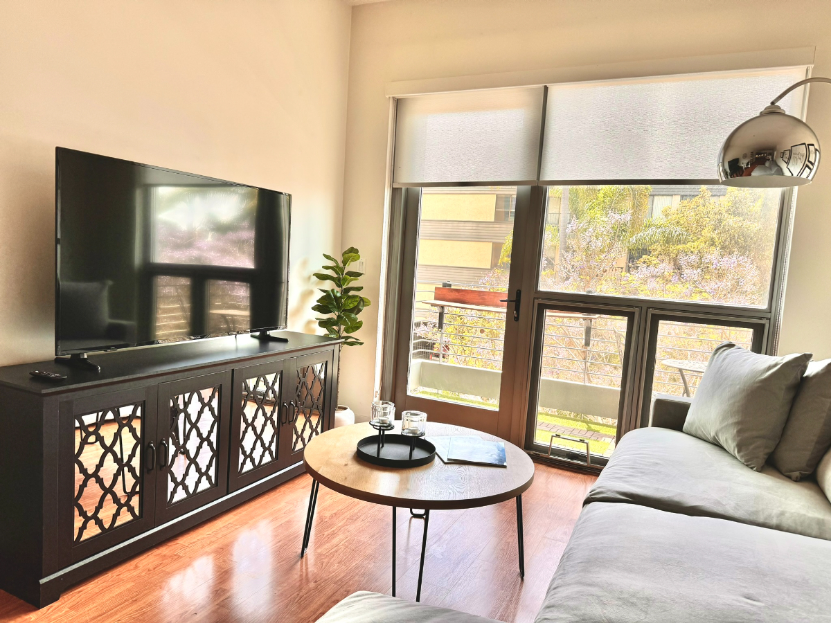 Large Unit with Astonishing View, WD/AC/Parking - Photo 6