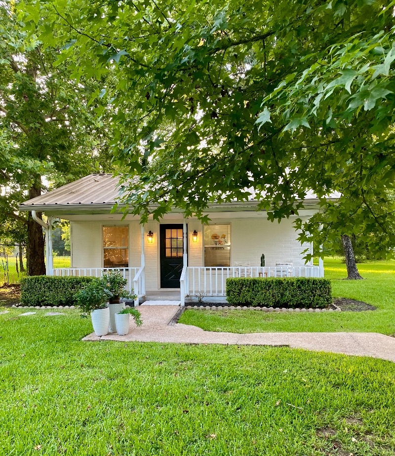 The Cottage - Photo 1