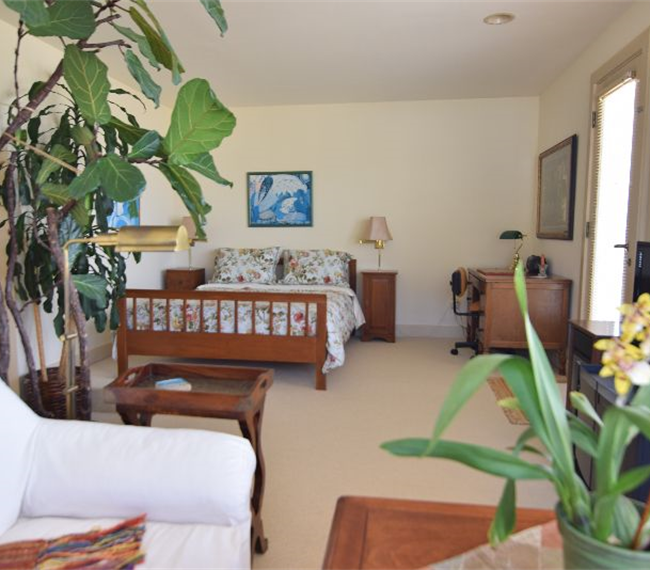 Penthouse with Private Deck, Panoramic Views, Near UCSF - Photo 4
