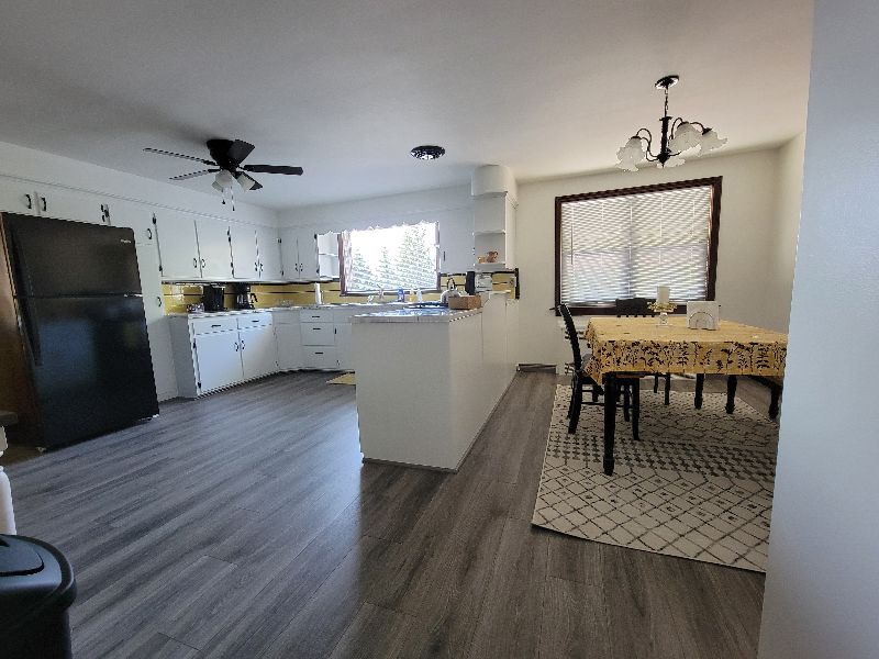 Quiet 2-bedroom sanctuary great for one person close to highway - Photo 2