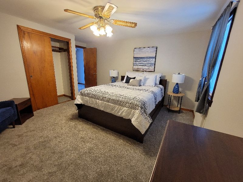 Quiet 2-bedroom sanctuary great for one person close to highway - Photo 7