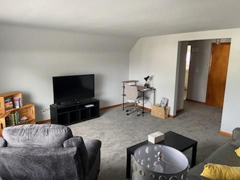 Quiet 2-bedroom sanctuary great for one person close to highway - Photo 10