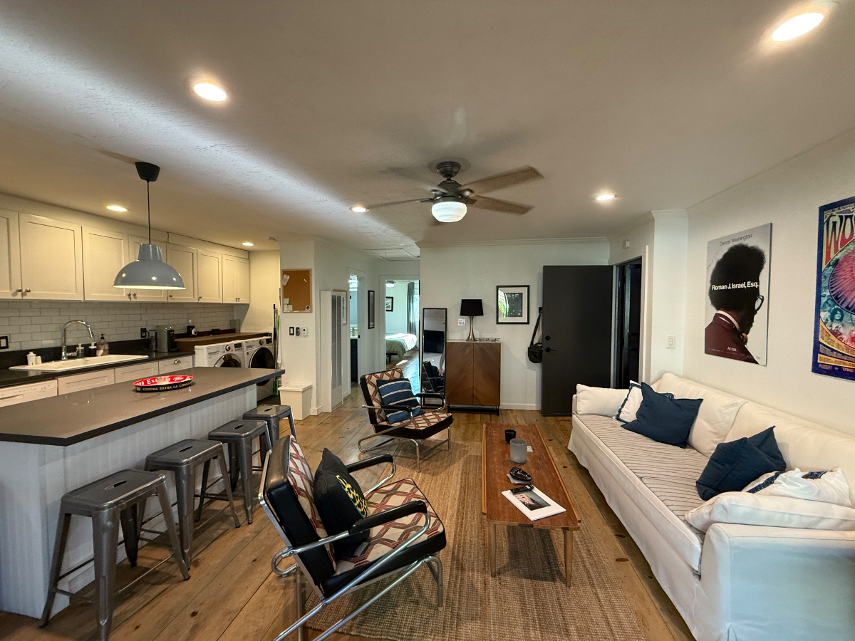 Centrally located 2 BR condo in North Park - Photo 3