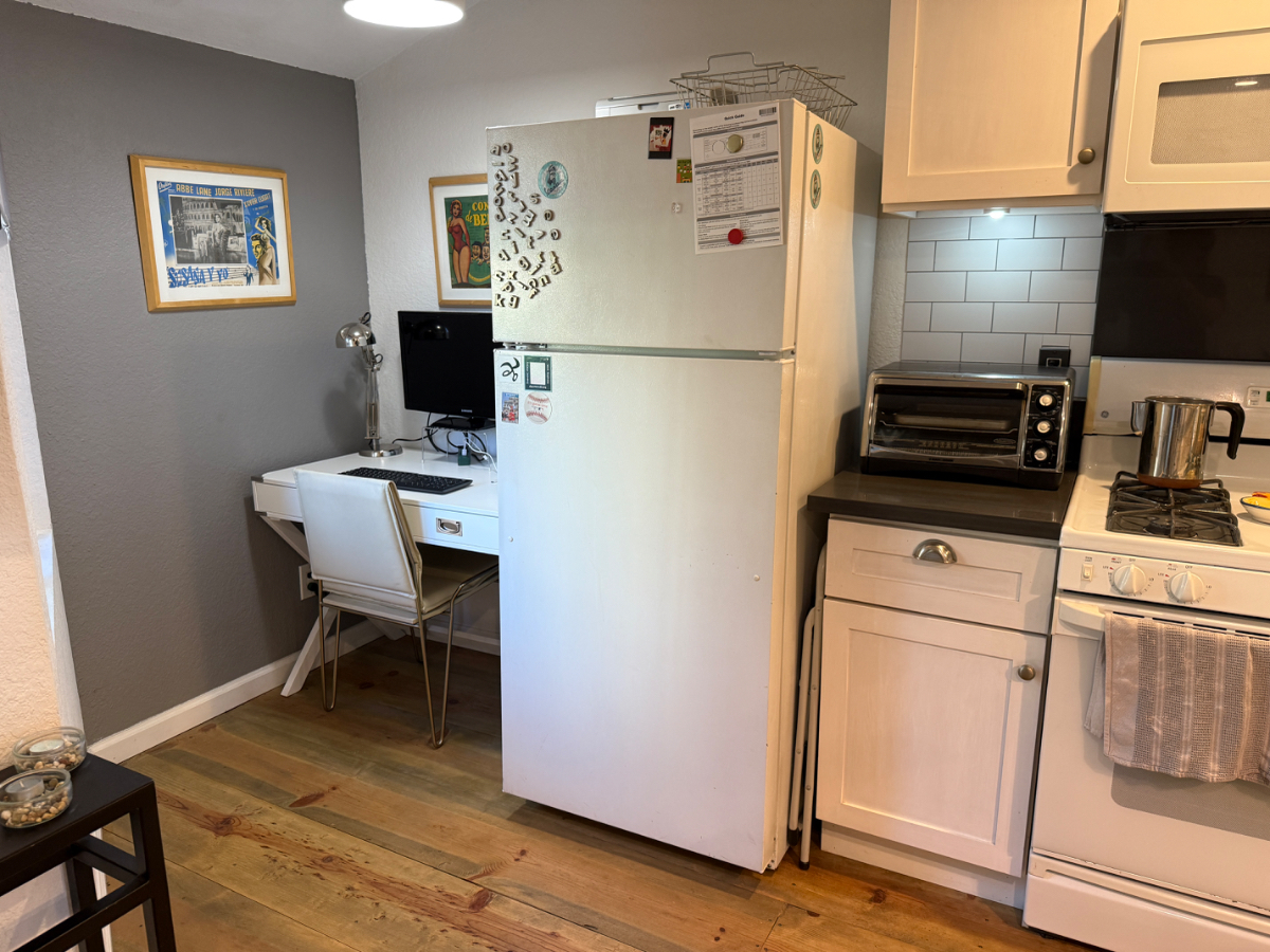 Centrally located 2 BR condo in North Park - Photo 6