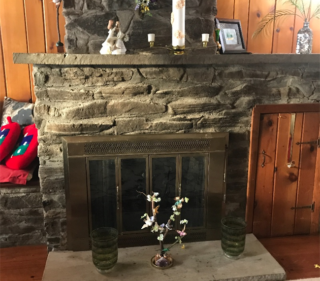 Water front 2 bedroom house , 10 min from downtown Syracuse , hospitals , university and shopping. - Photo 4