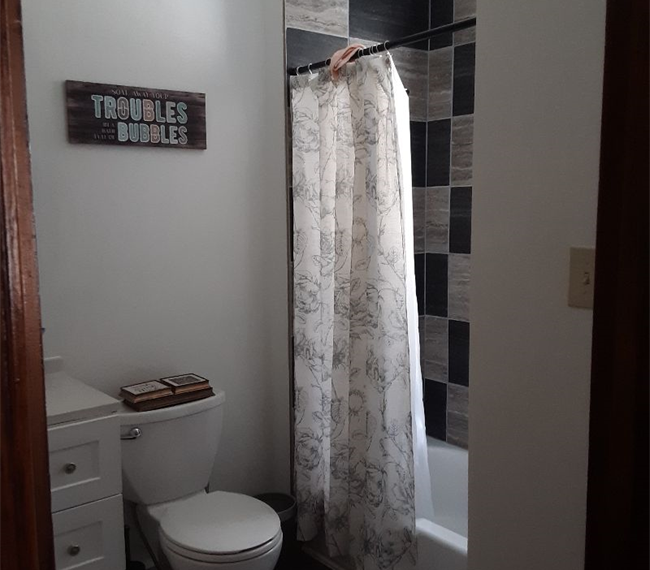 Rooms In Elmwood Village - Photo 2