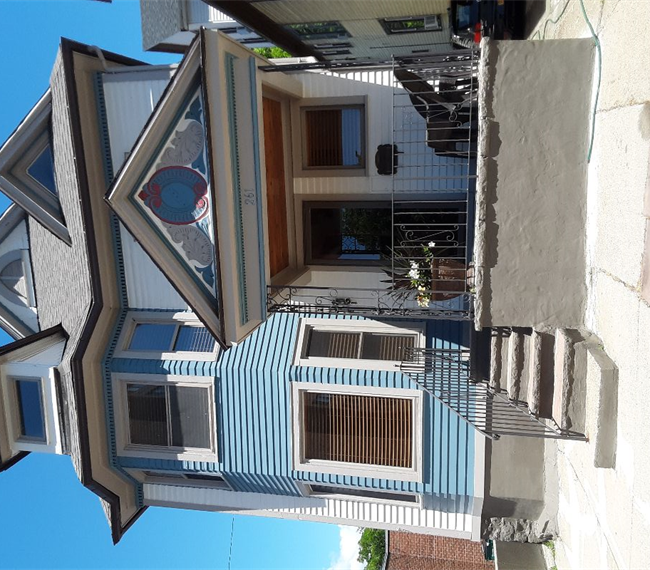 Rooms In Elmwood Village - Photo 8