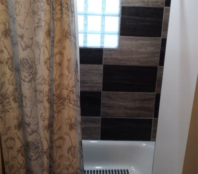 Rooms In Elmwood Village - Photo 12