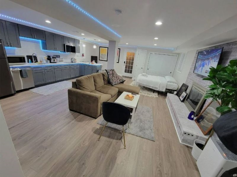 Cozy Private Suite - Photo 2
