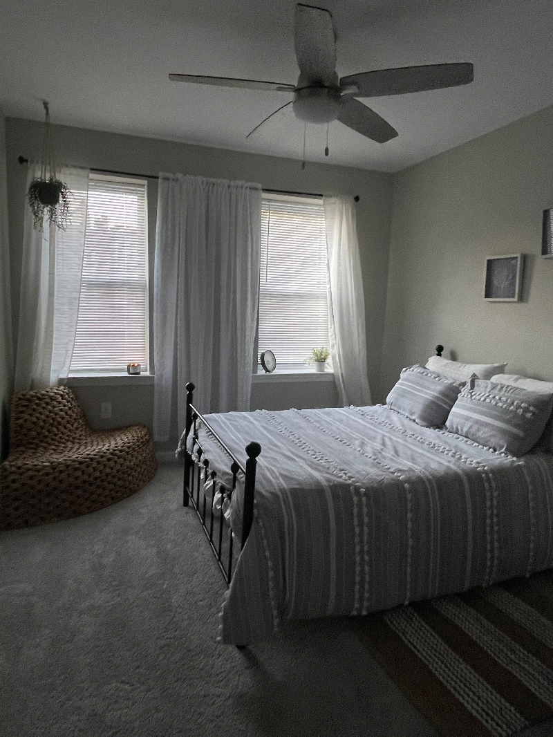 Second floor room with private bathroom