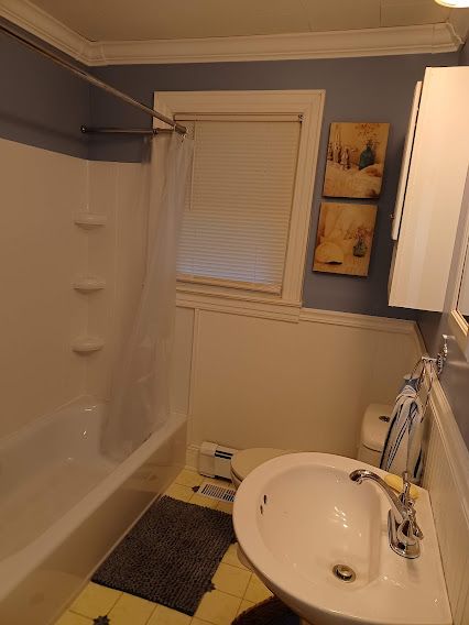 Comfortable. Fully Furnished Home Away From Home. - Photo 7