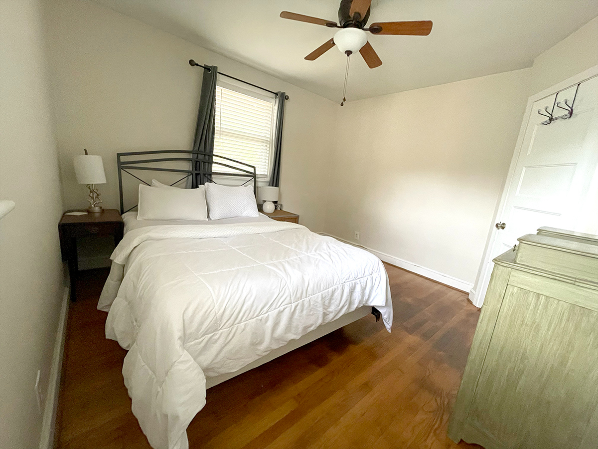 Quiet Room in Central Neighborhood - Looking for Regional Part Time Traveler (Charlottesville, Lynch - Photo 2