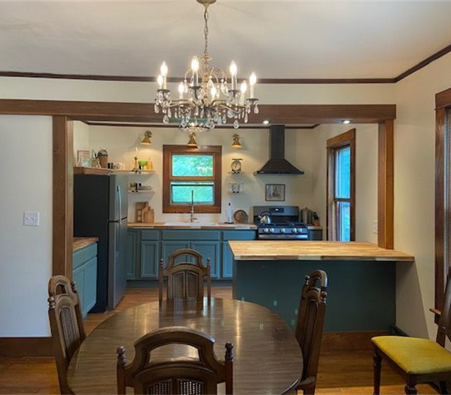 Welcome to Grams' House  A Charming Renovated 3 Bedroom Vermont Home with Garage, near Rutland - Photo 6