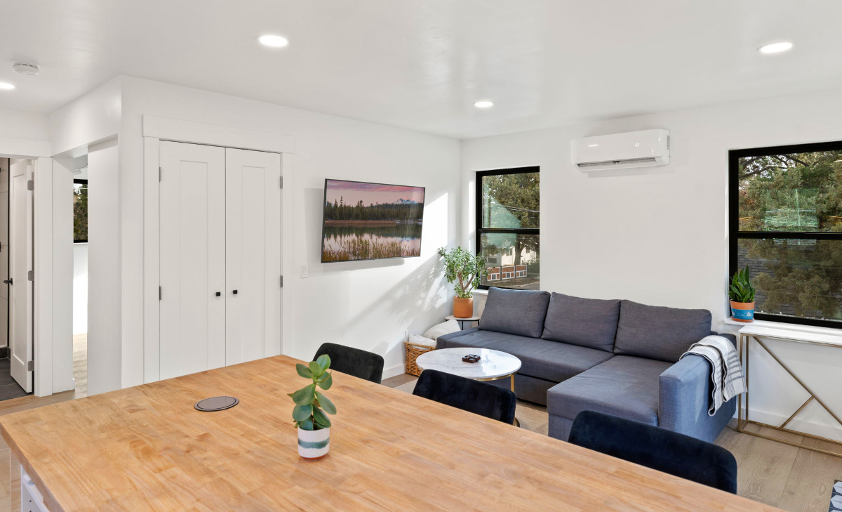 Private 1 Bed, 1 Bath in the Old Mill District - Photo 5