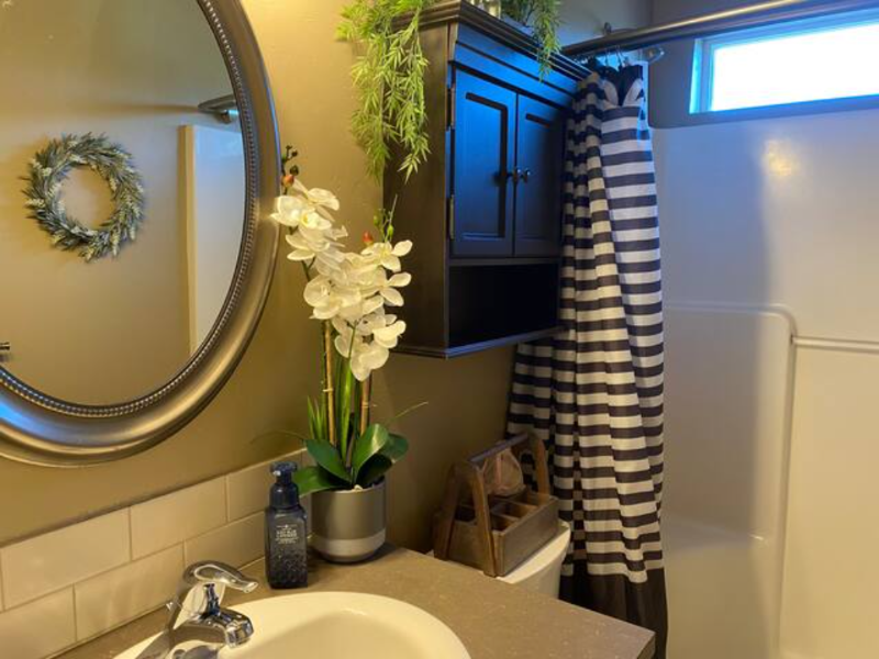 Downtown, Furnished, and Well-Appointed Studio - Photo 4
