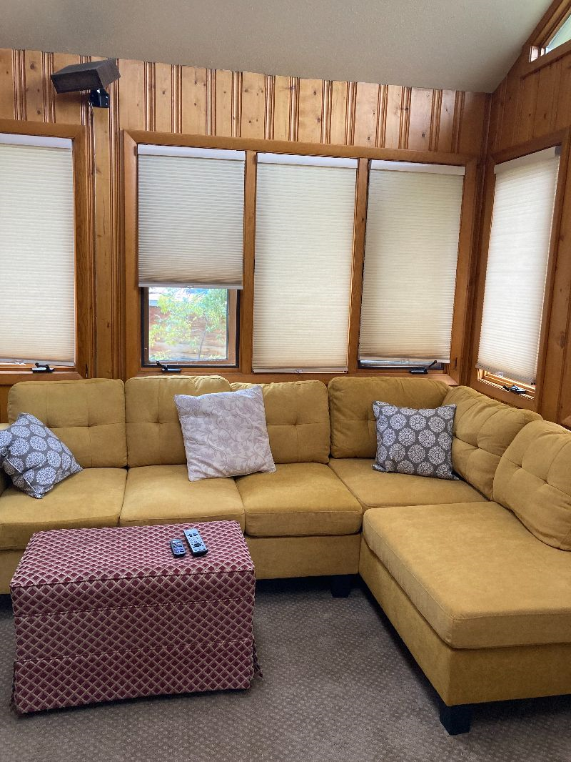 Creekside unit in town with country feel. Private and quiet - Photo 2