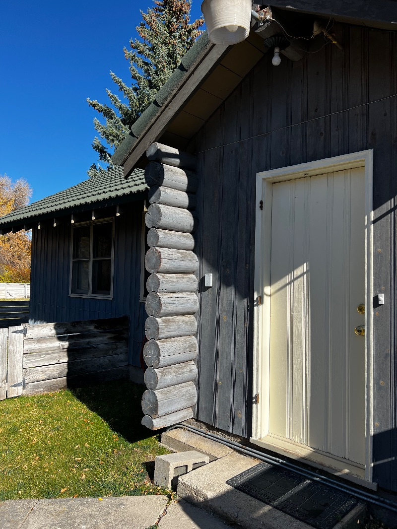 Creekside log guest house