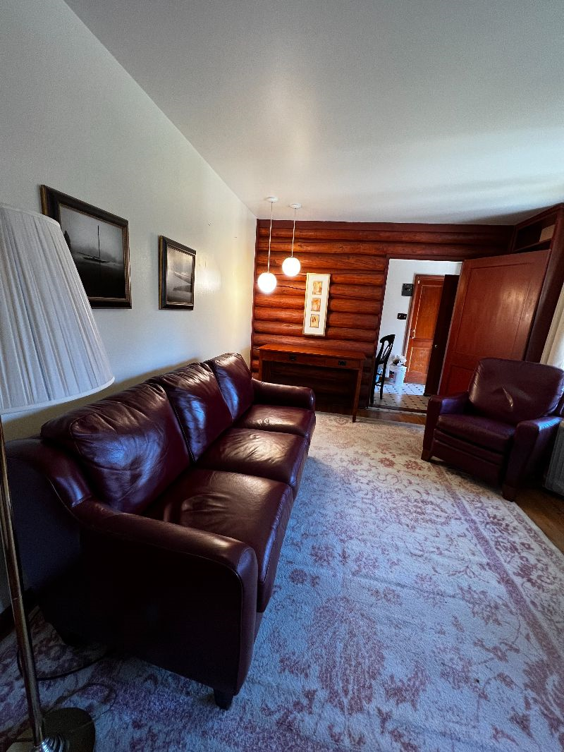 Creekside unit in town with country feel. Private and quiet - Photo 1