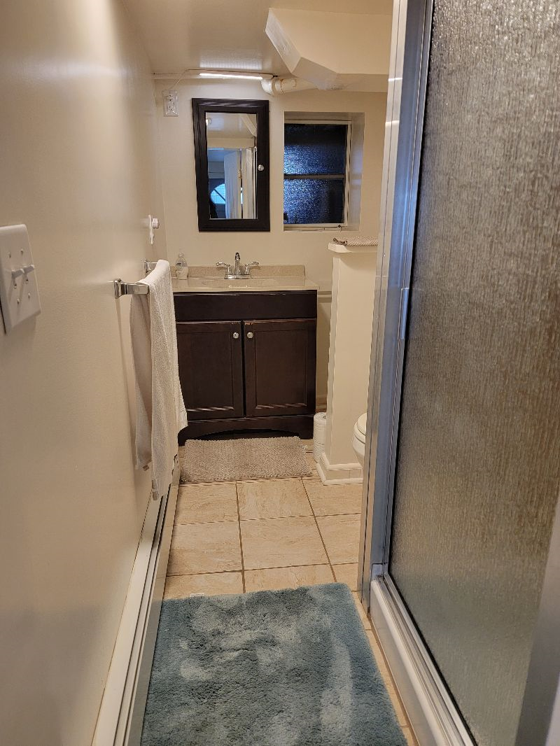 Beach Town Home - Close to all amenities Main - Photo 4