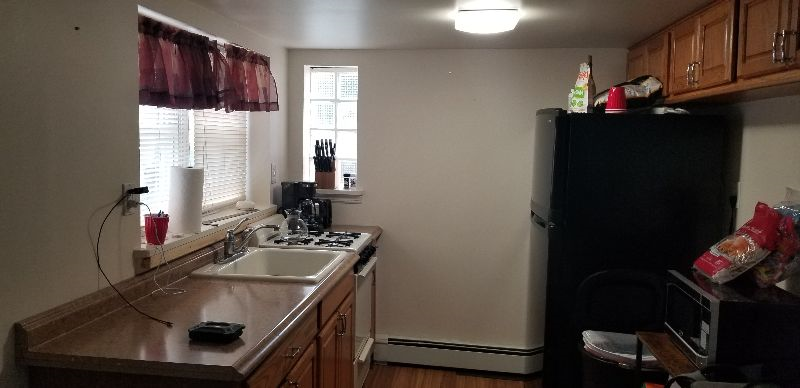 Beach Town Home - Close to all amenities Main - Photo 1
