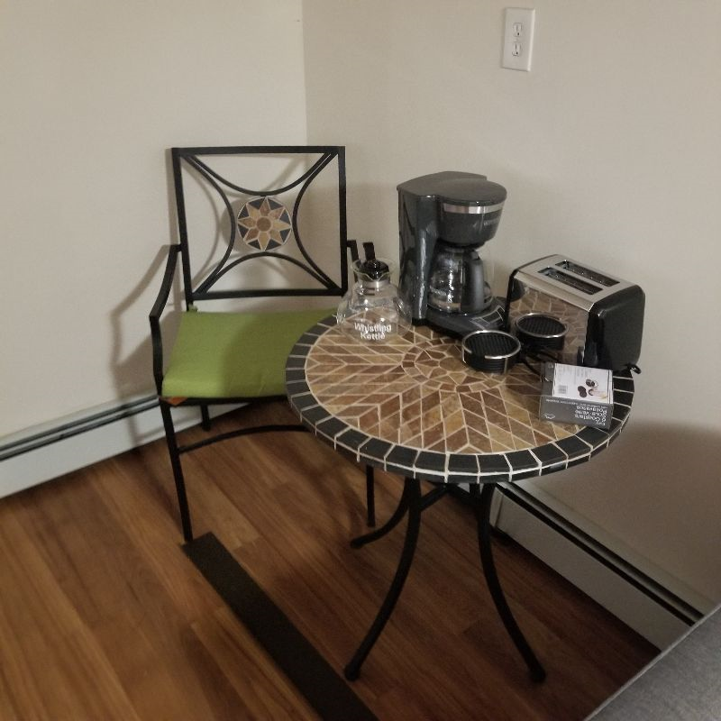 Beach Town Home - Close to all amenities Main - Photo 2