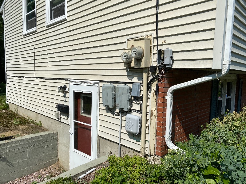 1 bedroom apartment near Burlington bike path - Photo 2