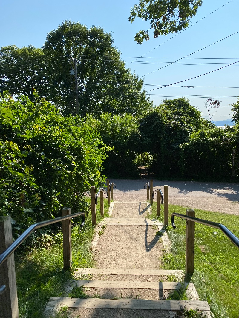 1 bedroom apartment near Burlington bike path - Photo 3
