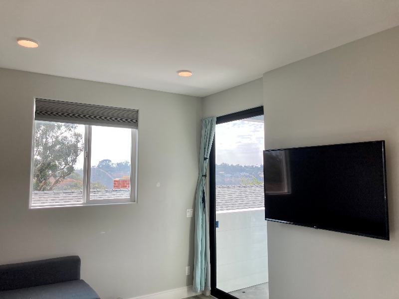 New Construction 1bed 1 bath 520sq/ft private residence with sunset views - Photo 4