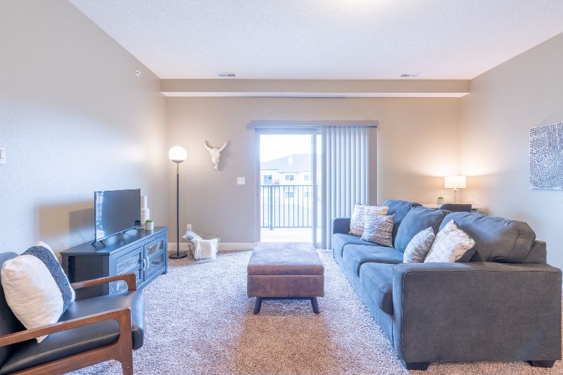 2BD/2BA Near Jordan Creek Mall in West Des Moines Furnished Finder