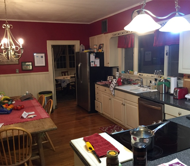 Beautiful home near town - Photo 3