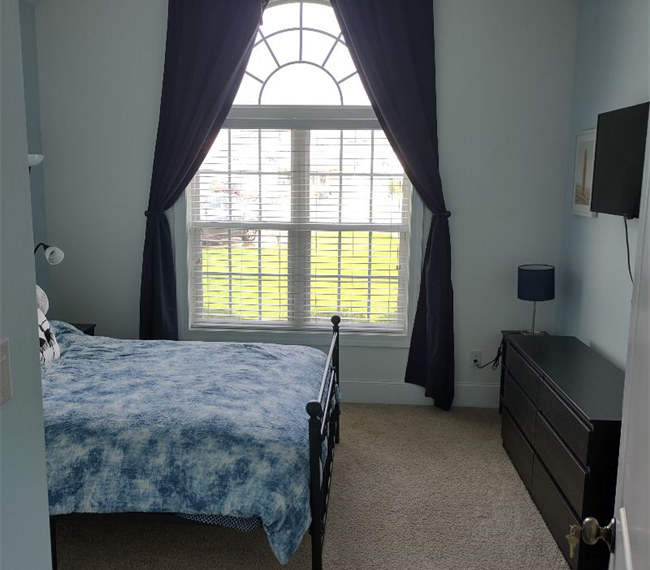 The Llama room. 6 minutes from Vidant