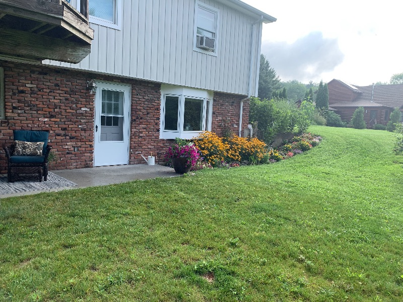 Two bedroom apartment minutes from Burlington - Photo 4