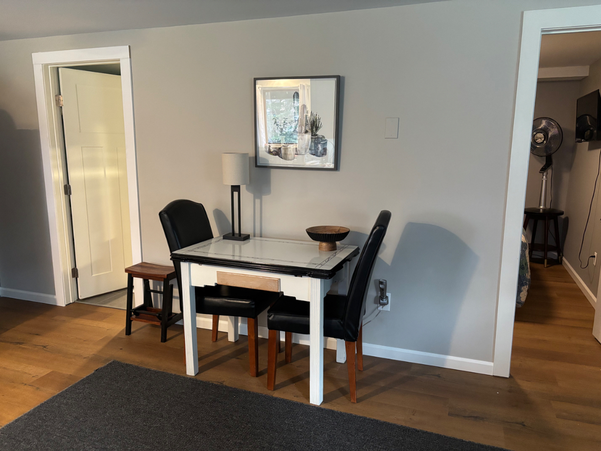 Two bedroom apartment minutes from Burlington - Photo 6