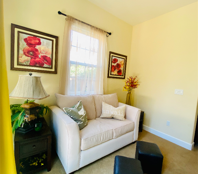 Relax After A Long Day Of Work - Beautifu 1BD/1Bath/Separate Entrance in a Quiet Neighborhood - Photo 3