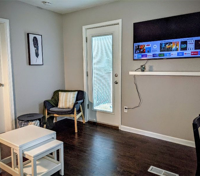 Renovated Waldo Bungalow - Photo 12