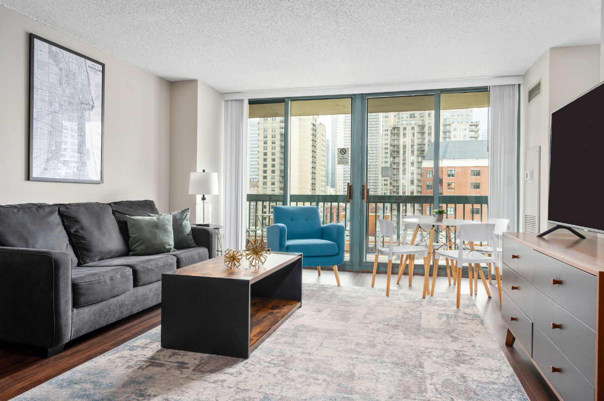 Kasa Magnificent Mile - Studio Queen (balcony)