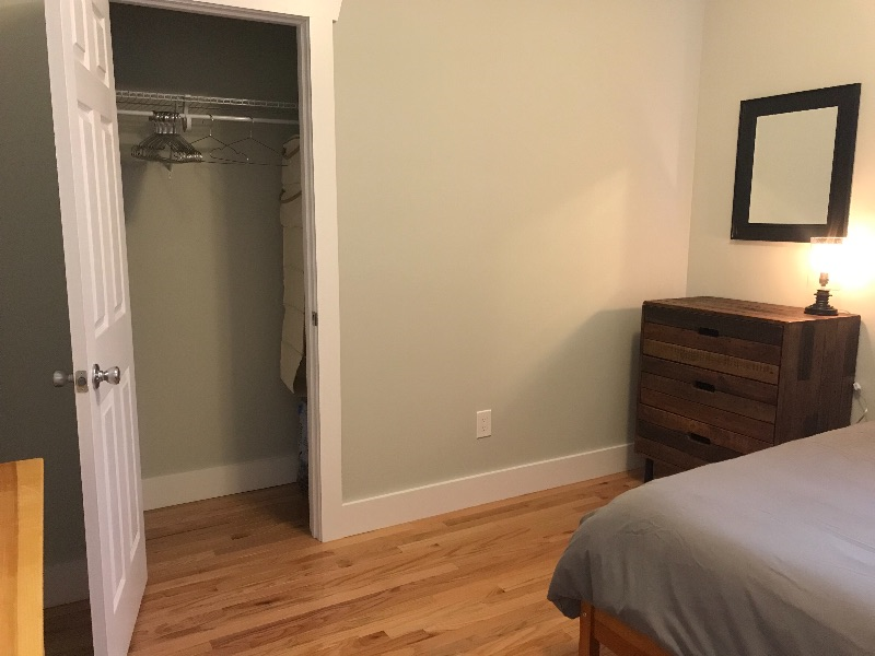 Spacious 2BR Upper Flat - Photo 7