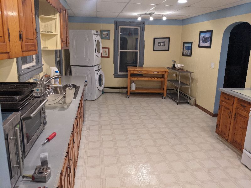 Huge 2 bedroom or 1 bedroom with office apartment, close to downtown - Photo 12
