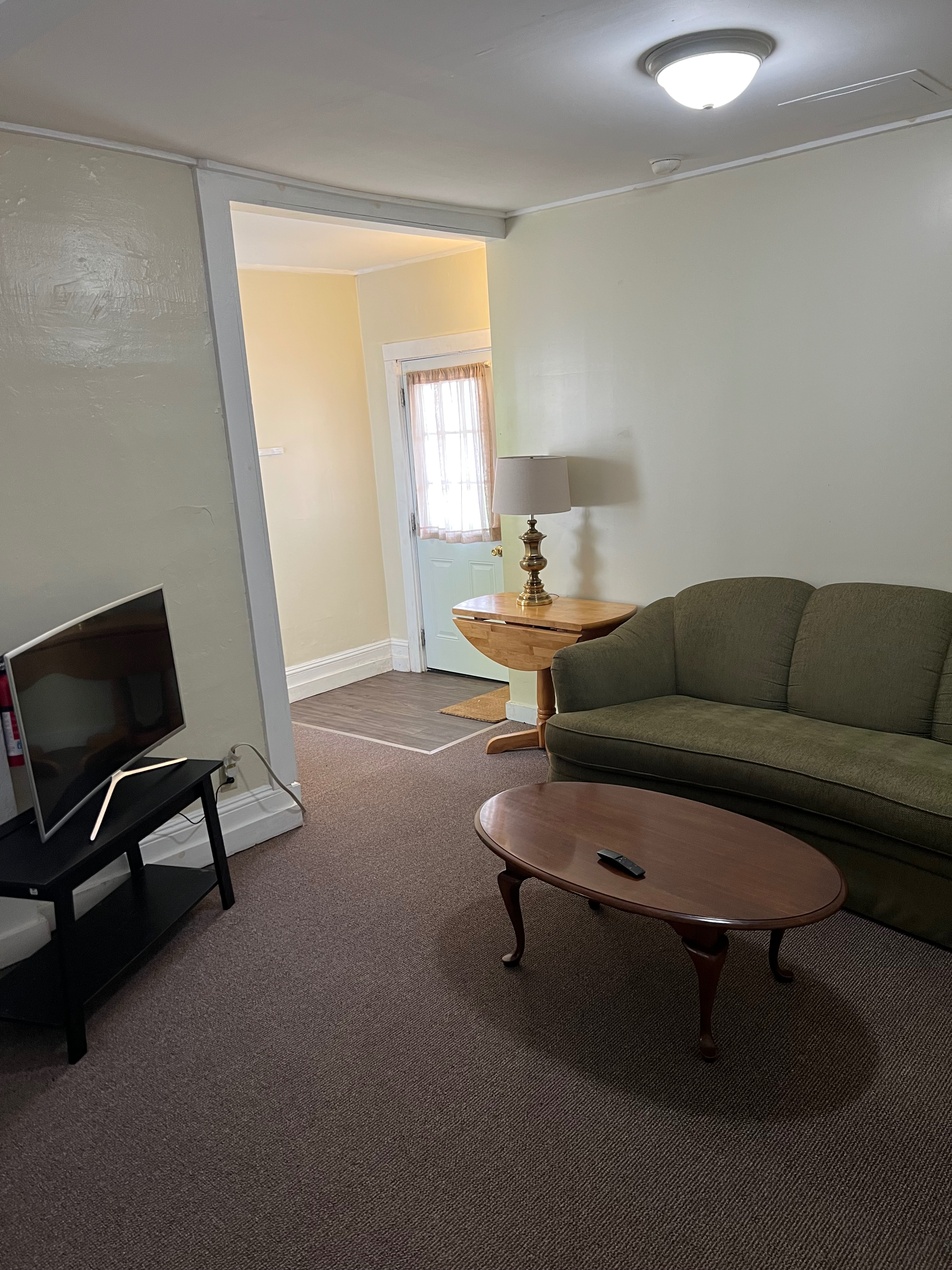 Furnished one bedroom unit 1 - Photo 6