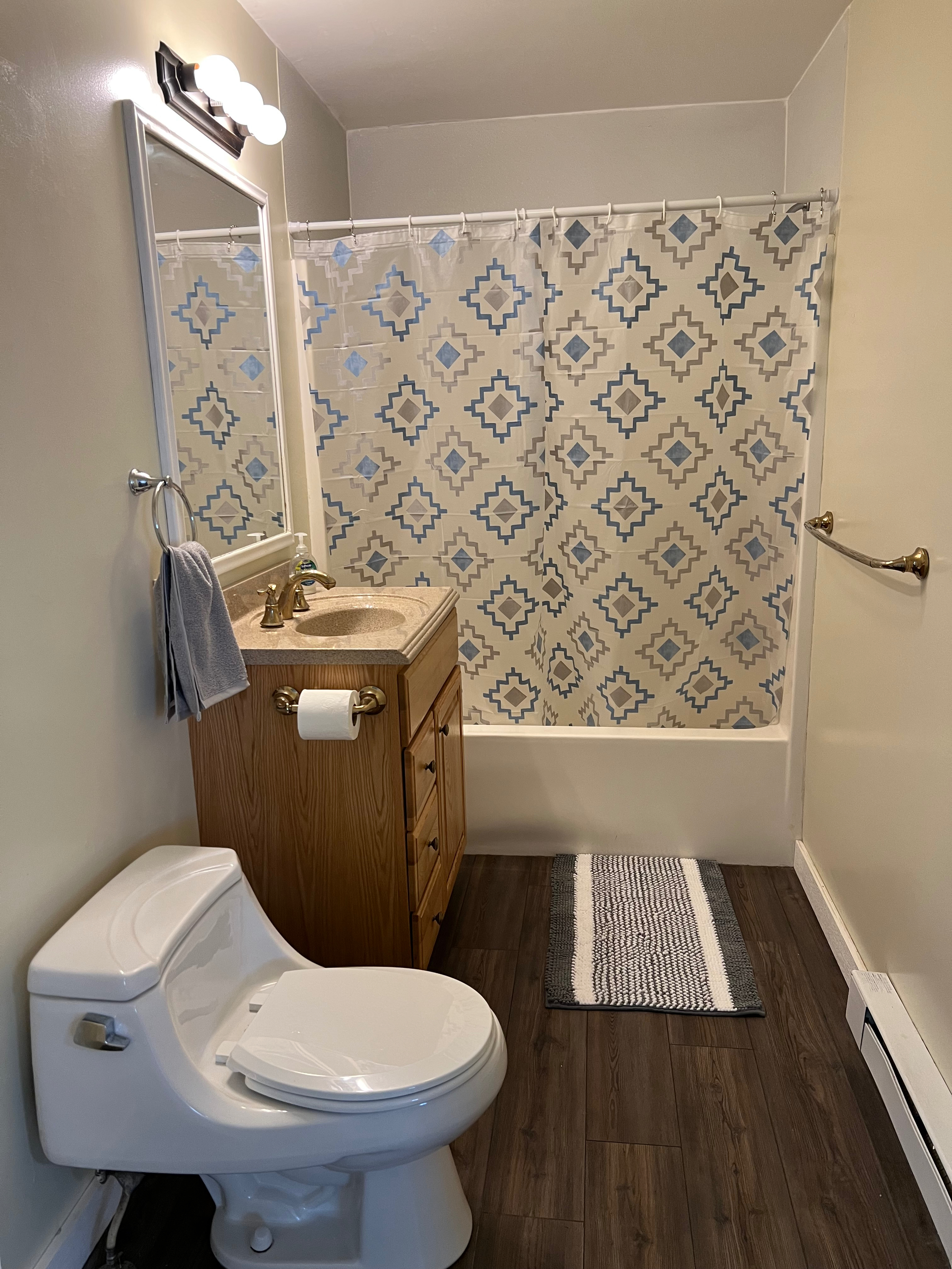 Furnished one bedroom unit 1 - Photo 7