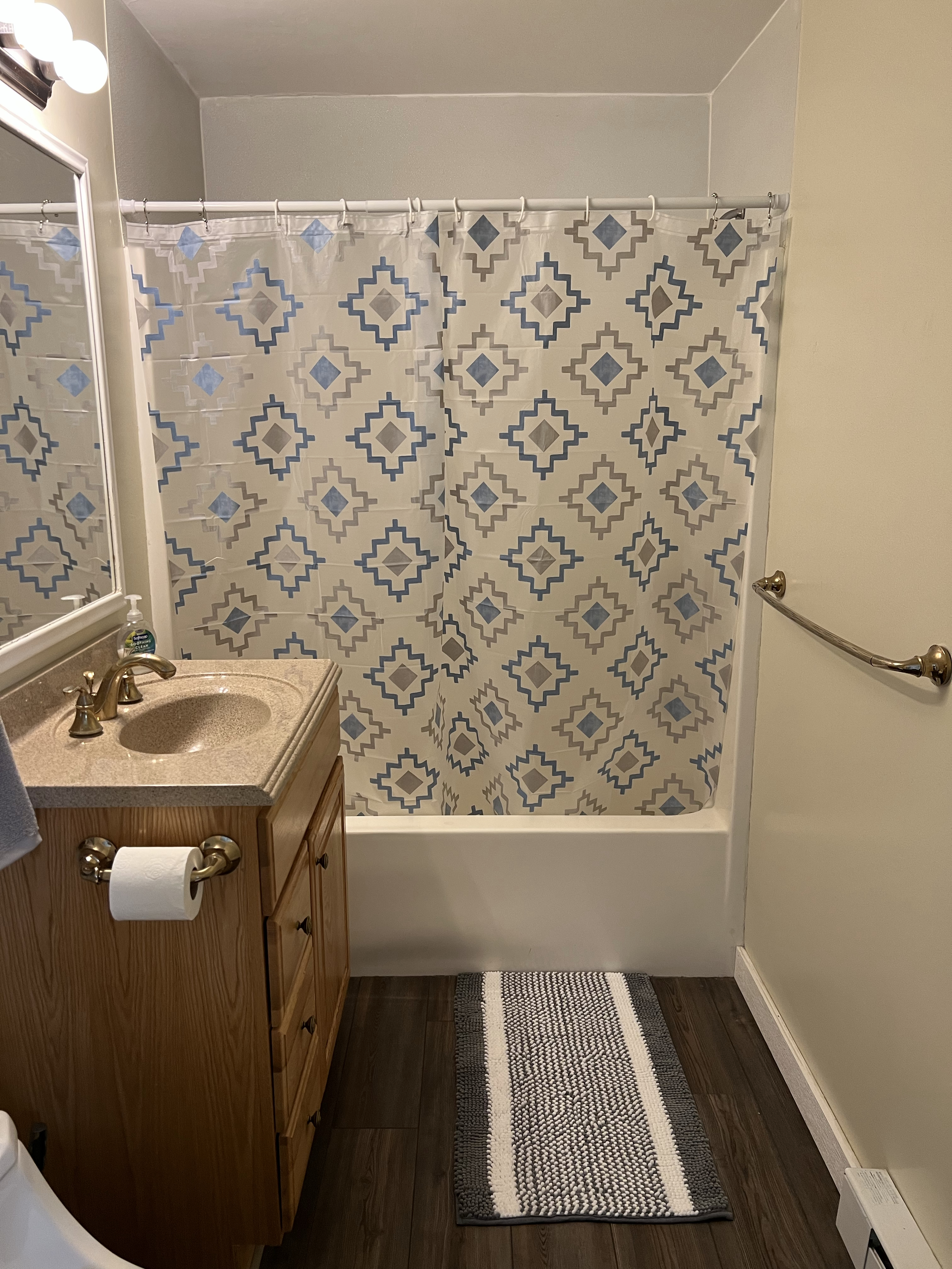 Furnished one bedroom unit 1 - Photo 8