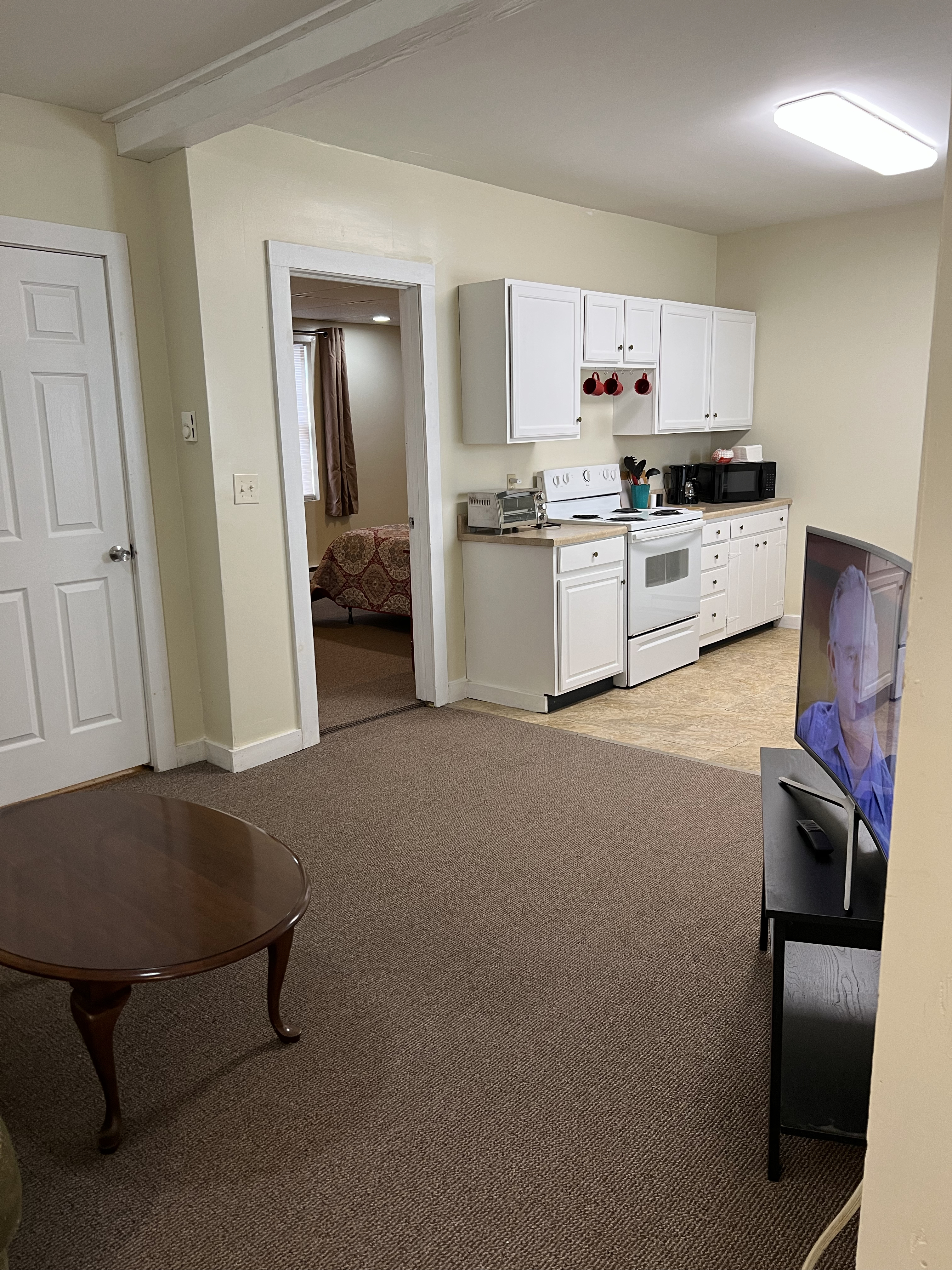 Furnished one bedroom unit 1 - Photo 7