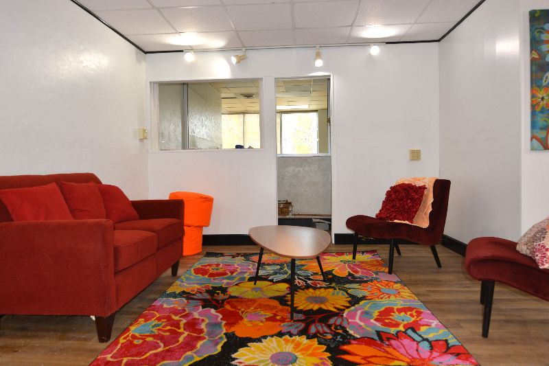 Efficiency studios located In the heart of downtown Cheyenne - Photo 2