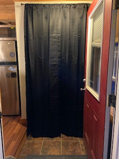 Cozy renovated 1 bedroom in quiet location near hospital - Photo 10