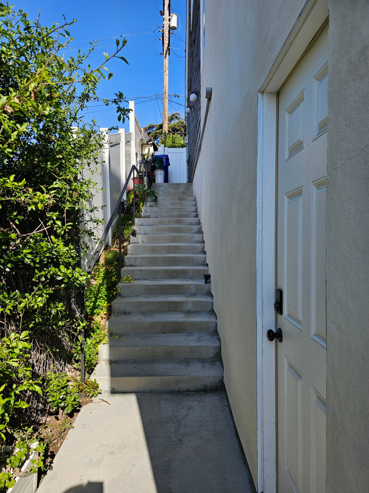 1 bed/bath with Unique 300 sq ft deck with canyon and ocean views - Photo 6