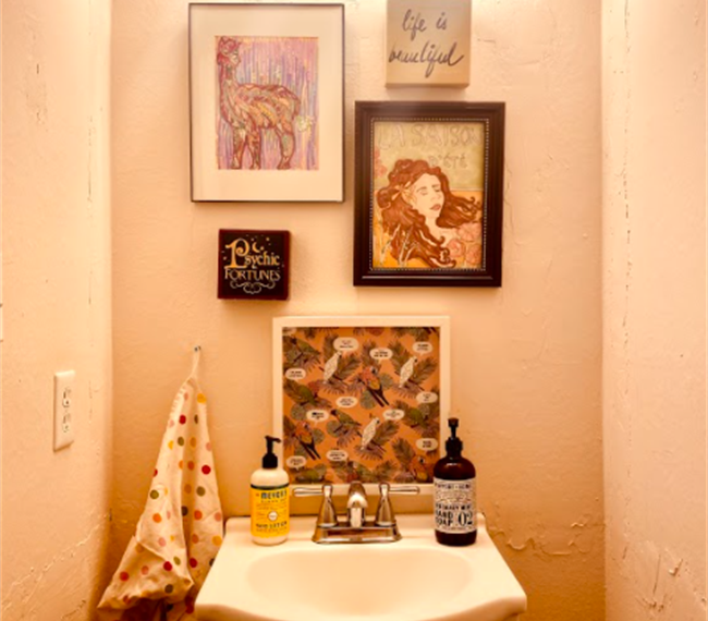 Eclectic and Cozy Two Bedroom Townhouse - Photo 6