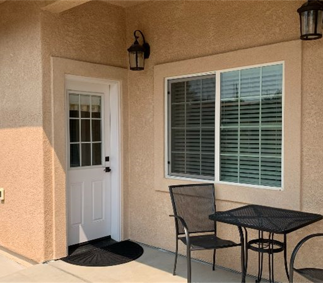 Furnished new Casita in desirable Garden Tract...